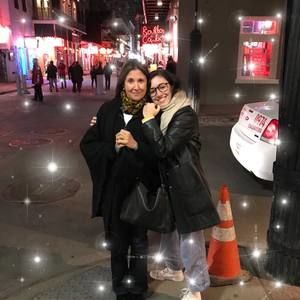 Meet your Posher, Macarena